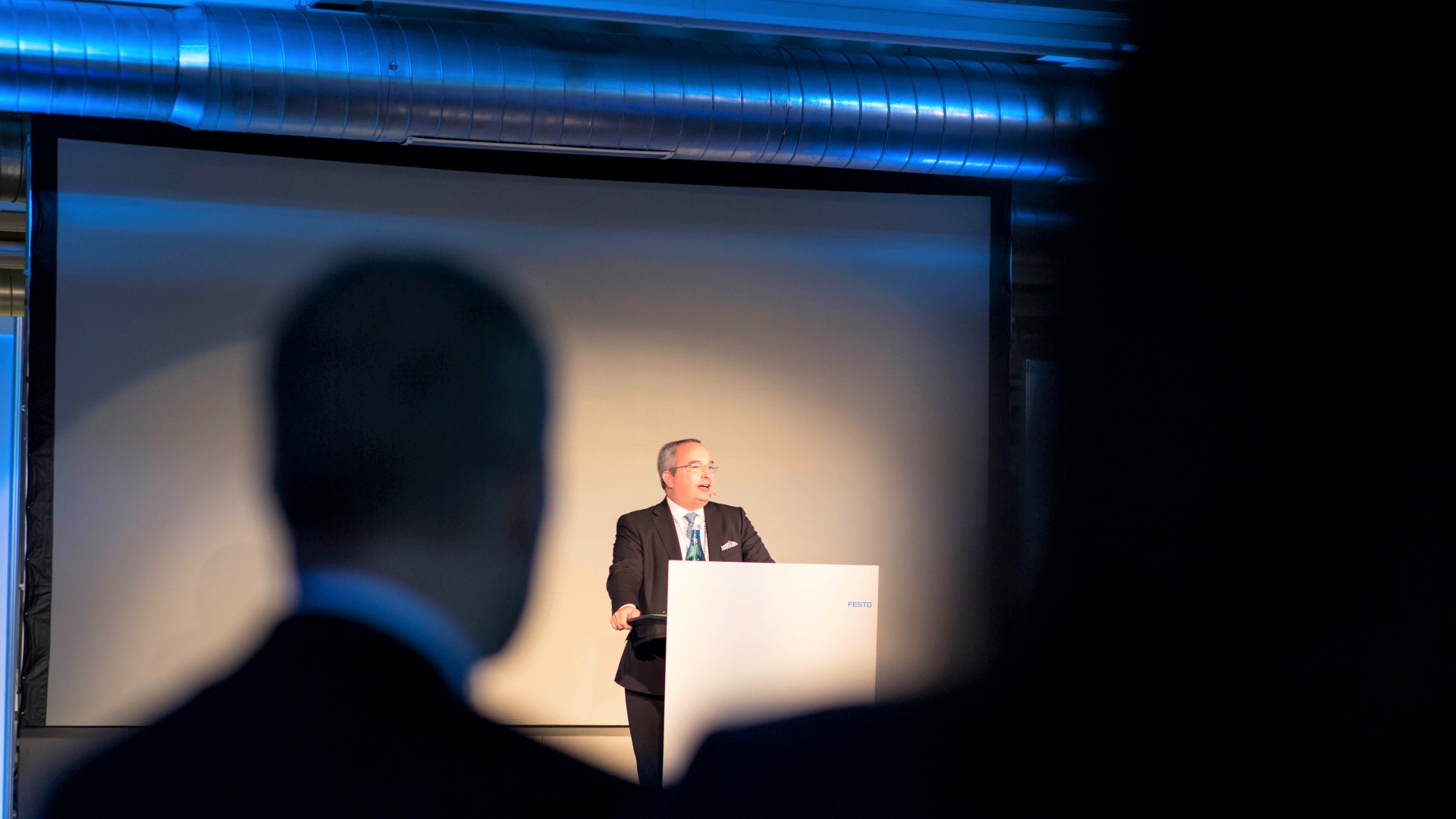 unternehmer lounge festo begruessung