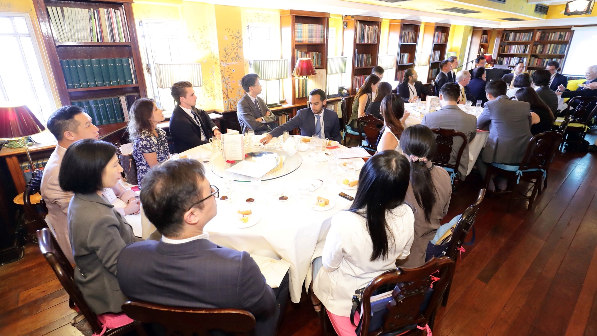 GEC Luncheon Hongkong Round Table