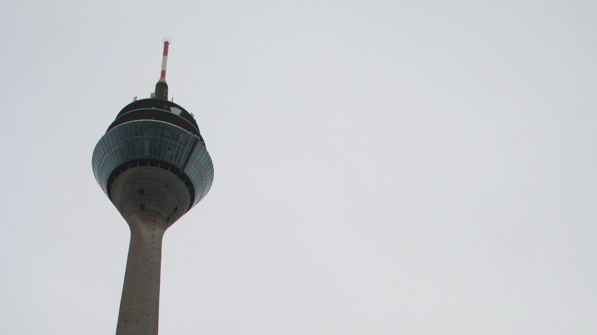 15. Quartalszirkel Landtag Duesseldorf Aussenansicht 2