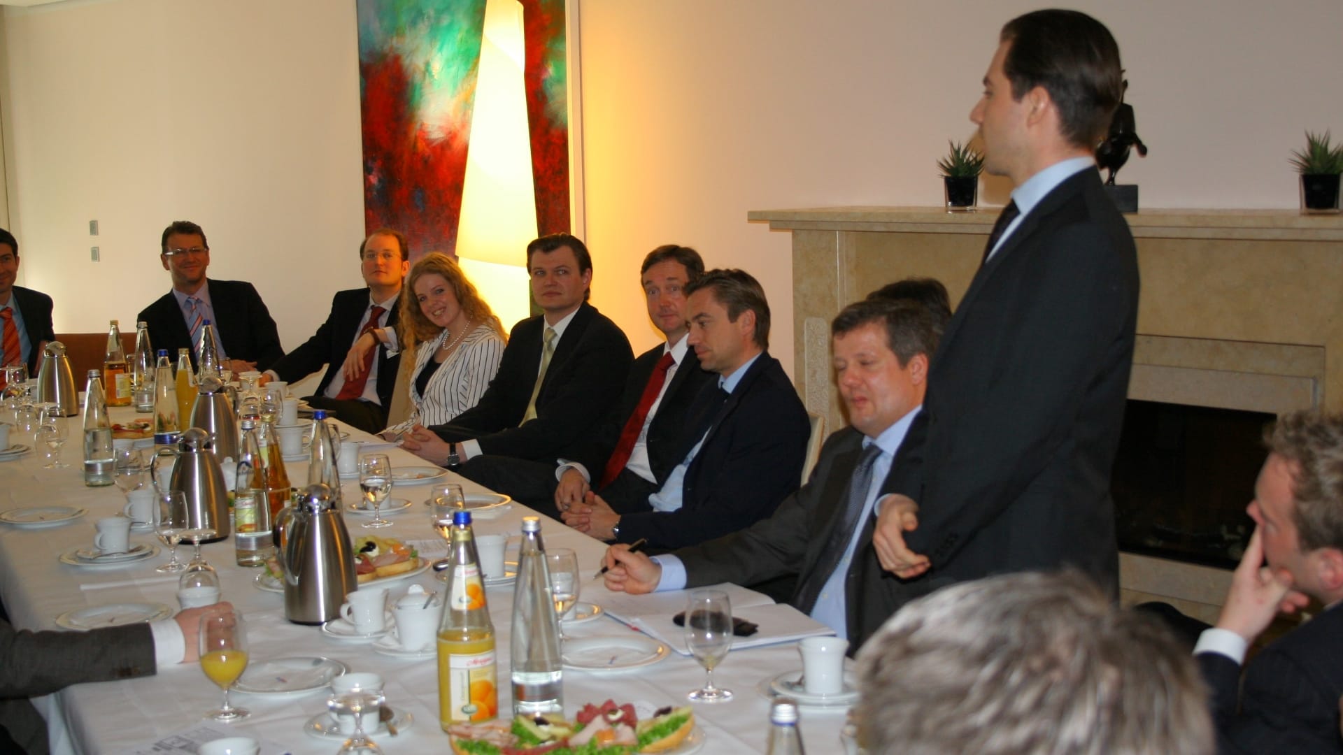 16. Quartalszirkel Hauck &amp; Aufhaeuser Unternehmenspraesentation